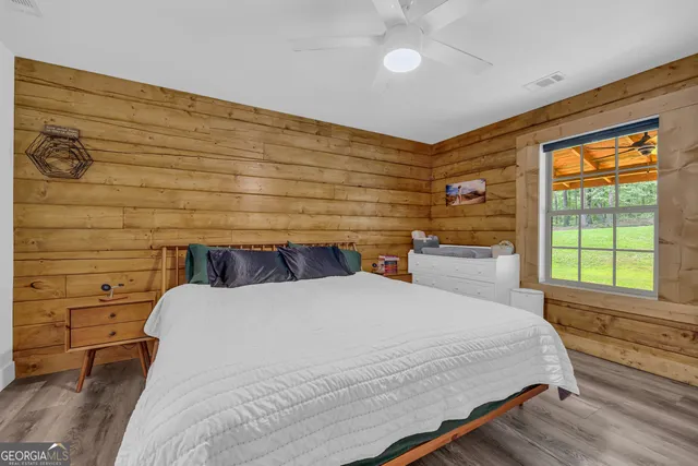 $365,000 | 280 Shore Crest Drive, Martin, GA 30557