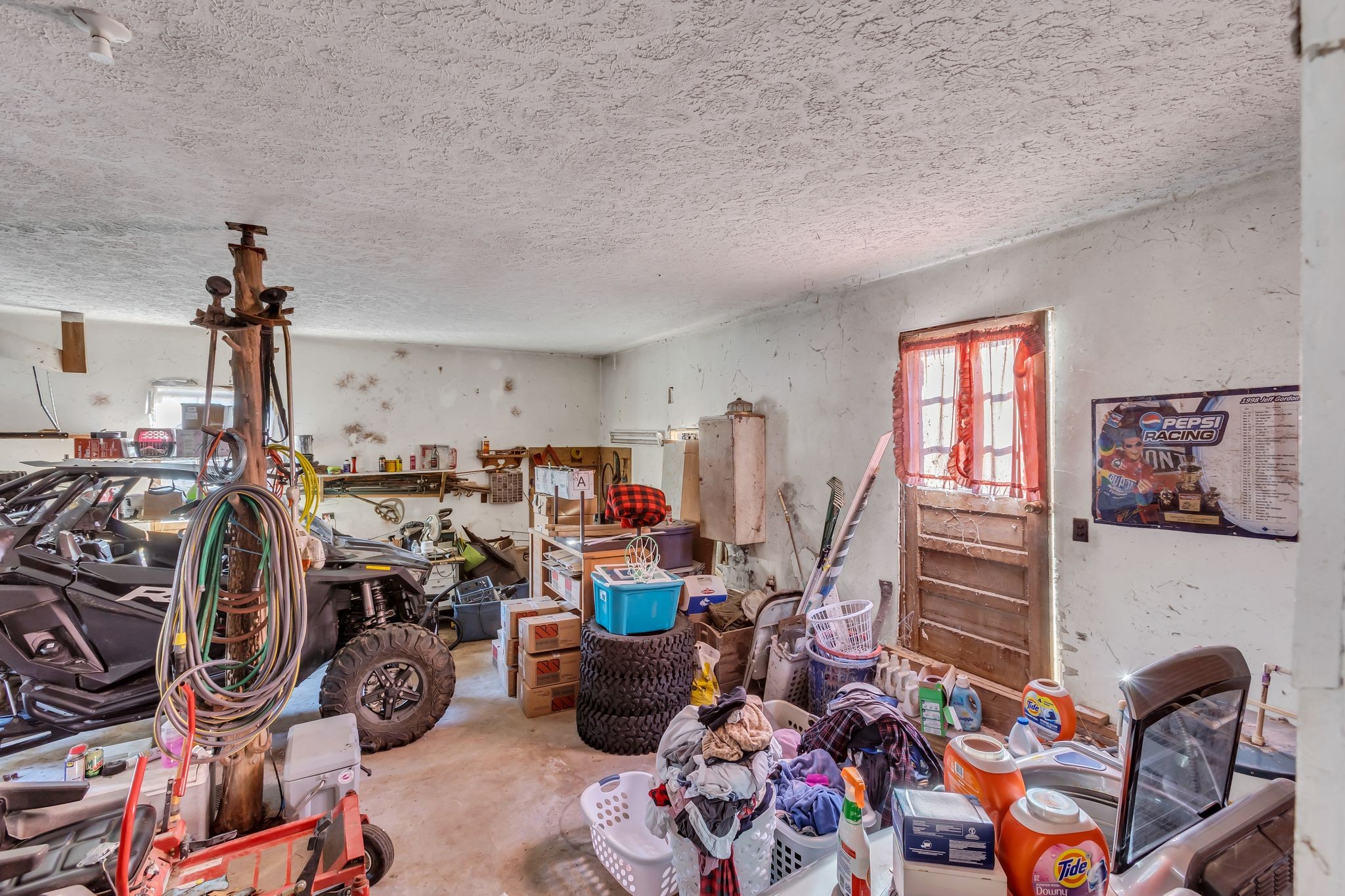 7880 Johnny Crow Road Lyles, TN 37098 - Photo 23 of 29 a view of a room with gym equipment