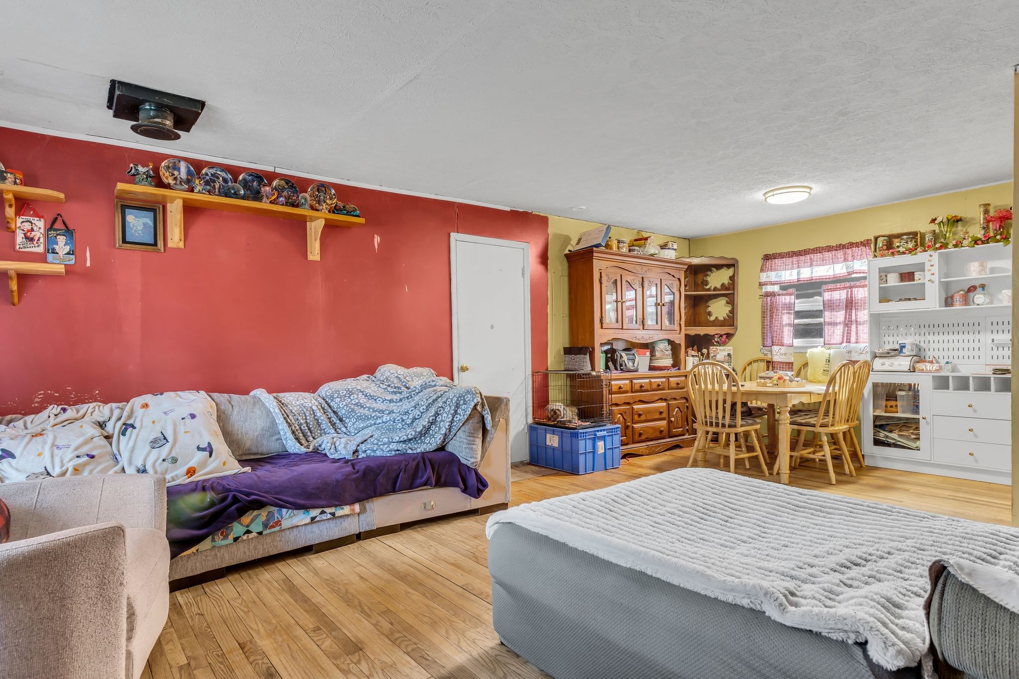 7880 Johnny Crow Road Lyles, TN 37098 - Photo 4 of 29 a living room with furniture and wooden floor