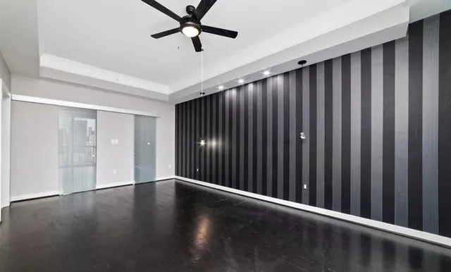 $7,500 | 3333 Allen Parkway, Unit 1506, Houston, TX 77019