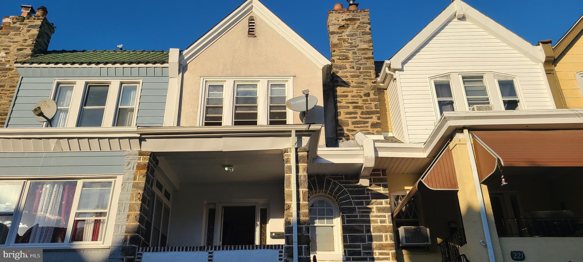 223 Avon Road Upper Darby, PA 19082 - Photo 1 of 39