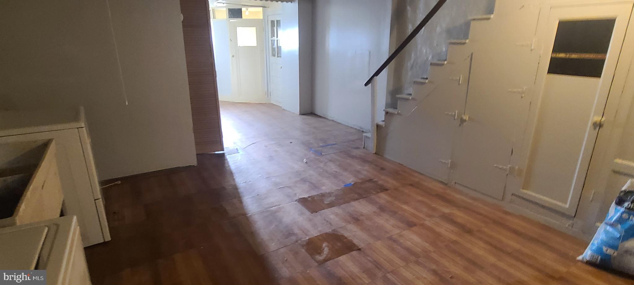 223 Avon Road Upper Darby, PA 19082 - Photo 35 of 39