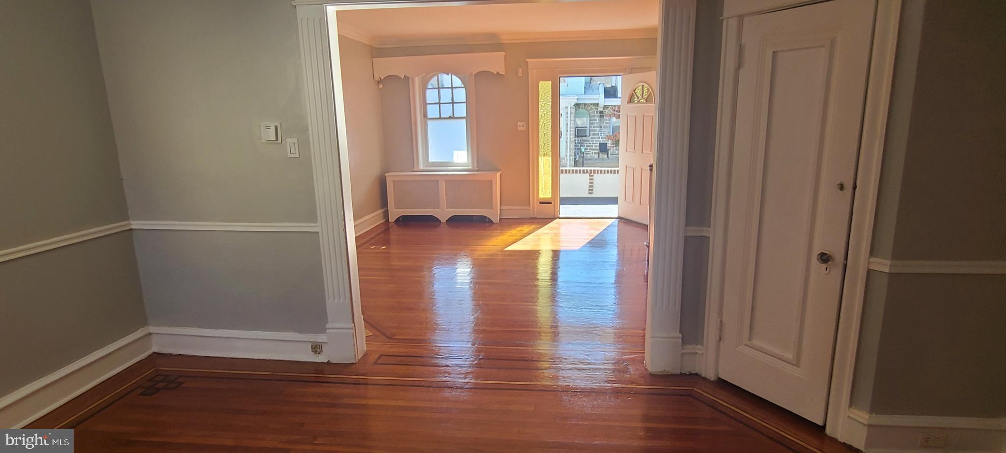 223 Avon Road Upper Darby, PA 19082 - Photo 10 of 39