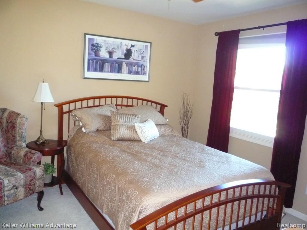 47751 Pavillon Road Canton, MI 48188 - Photo 29 of 50 Bedroom 3 with jack-n-jill bath