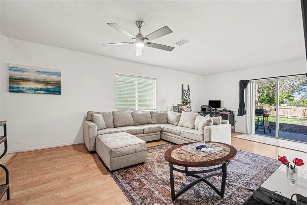 13110 Fennway Ridge Drive Riverview, FL 33579 - Photo 7 of 27