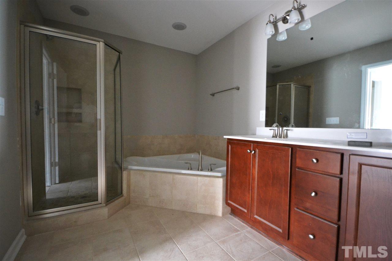 8310 Hempshire Place, Unit 101 Raleigh, NC 27613 - Photo 14 of 17 Gallery Image 14