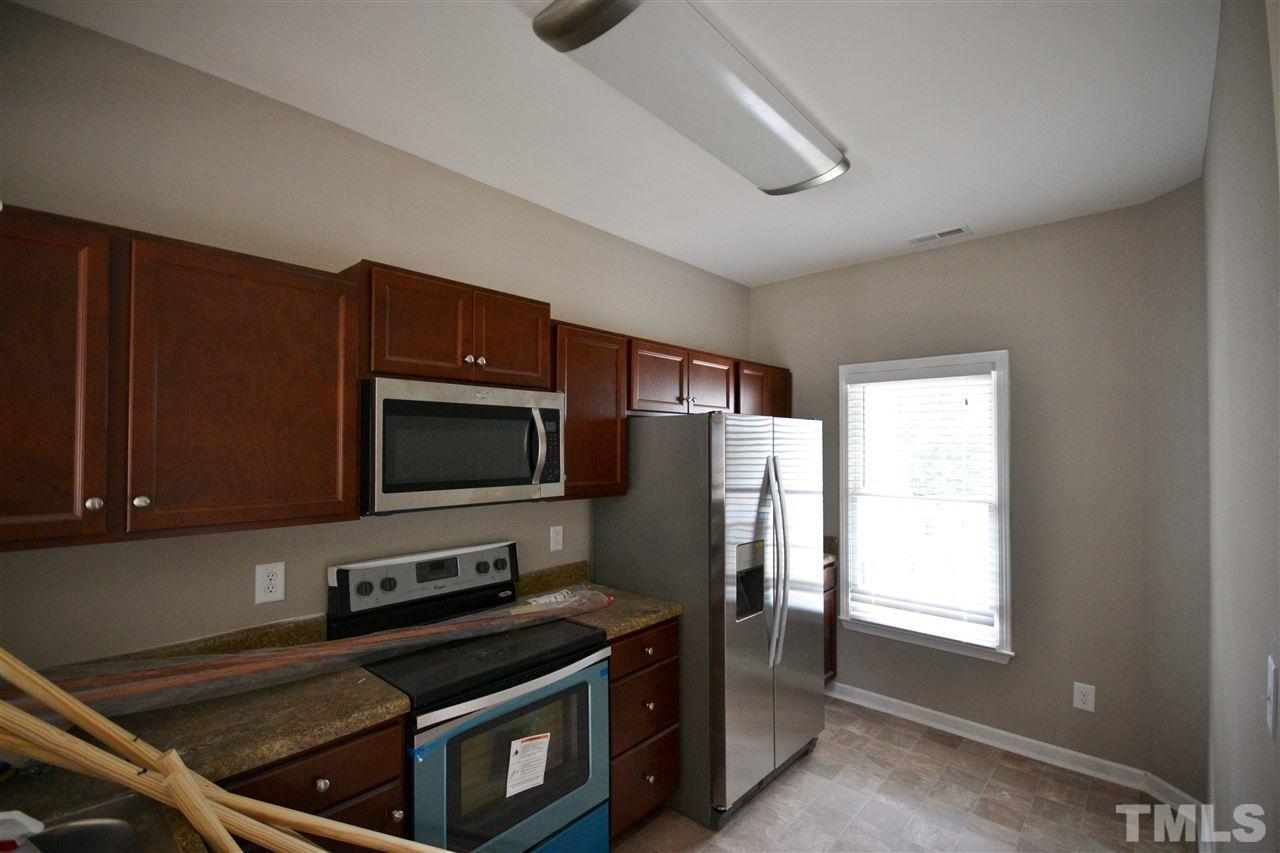 8310 Hempshire Place, Unit 101 Raleigh, NC 27613 - Photo 7 of 17 Gallery Image 7