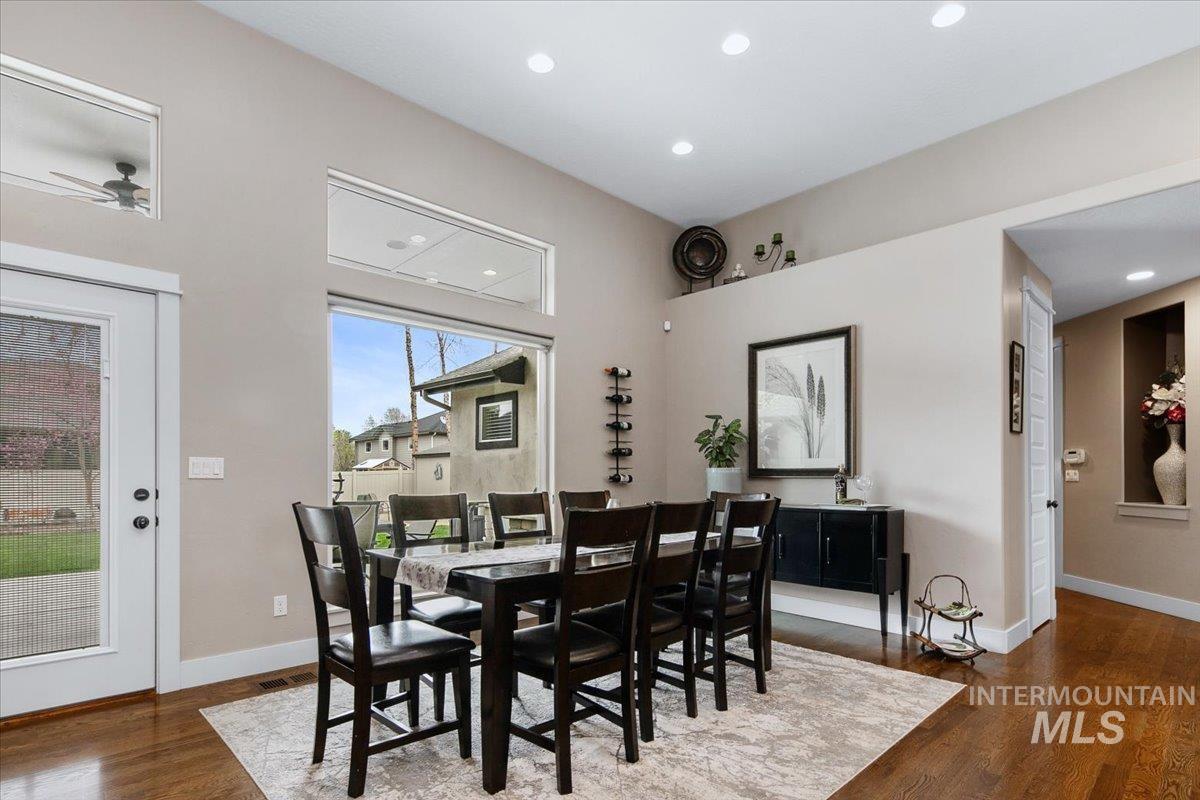 3654 East Brentor Court Meridian, ID 83642 - Photo 17 of 50