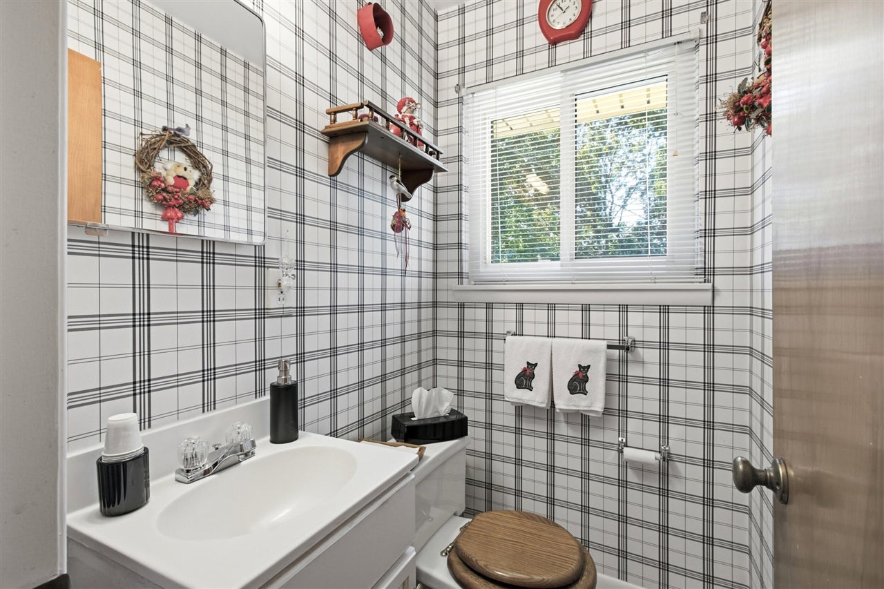 24029 Ripple Creek Novi, MI 48375 - Photo 10 of 27 Gallery Image 10