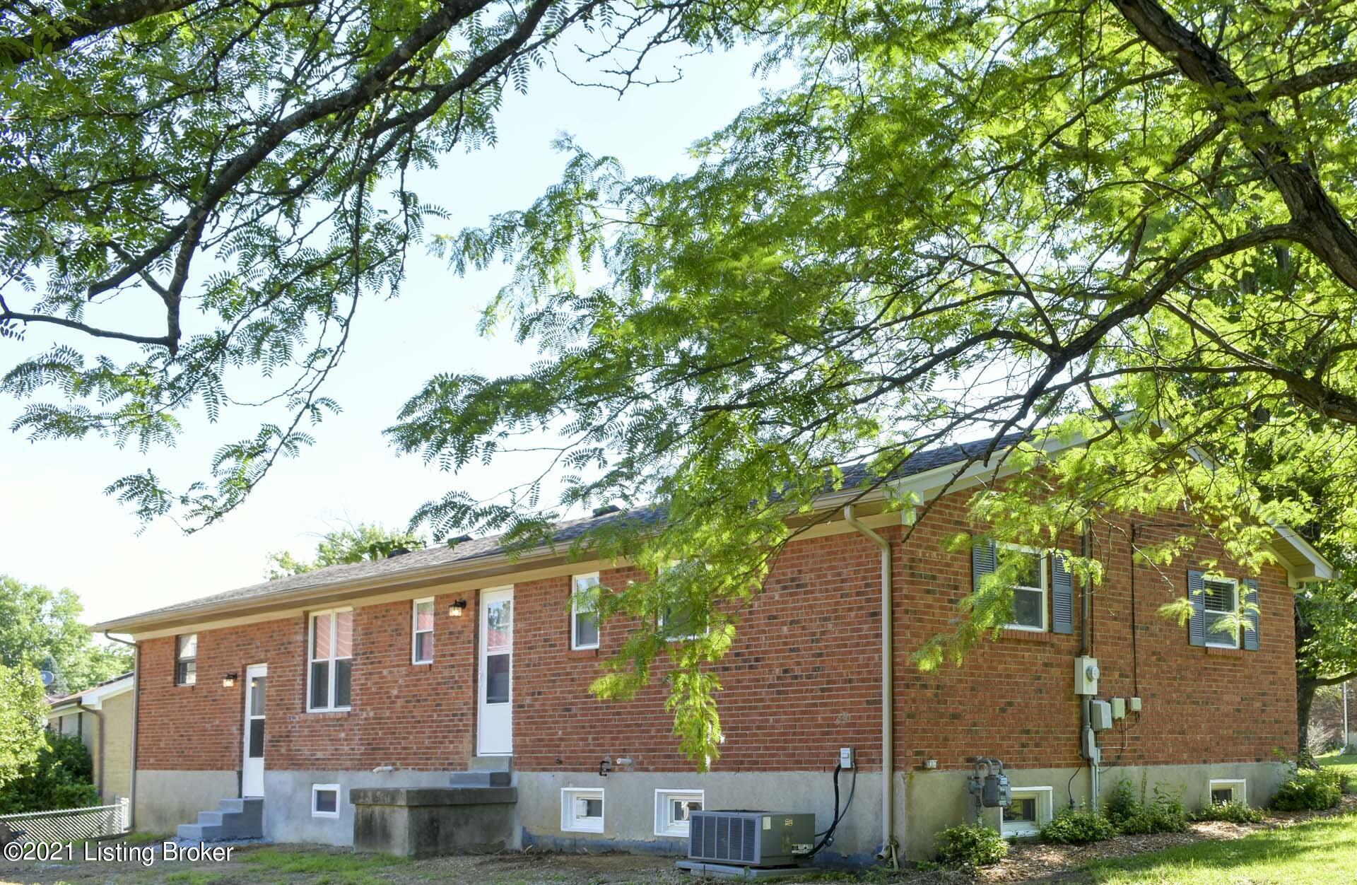 6614 El Rancho Road Louisville, KY 40291 - Photo 47 of 51 ElRancho__0006A