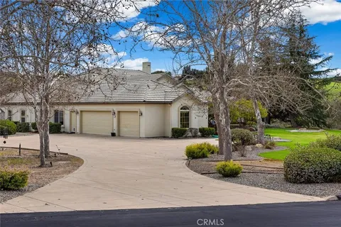$2,350,000 | 1990 Calle Los Charros, Templeton, CA 93465