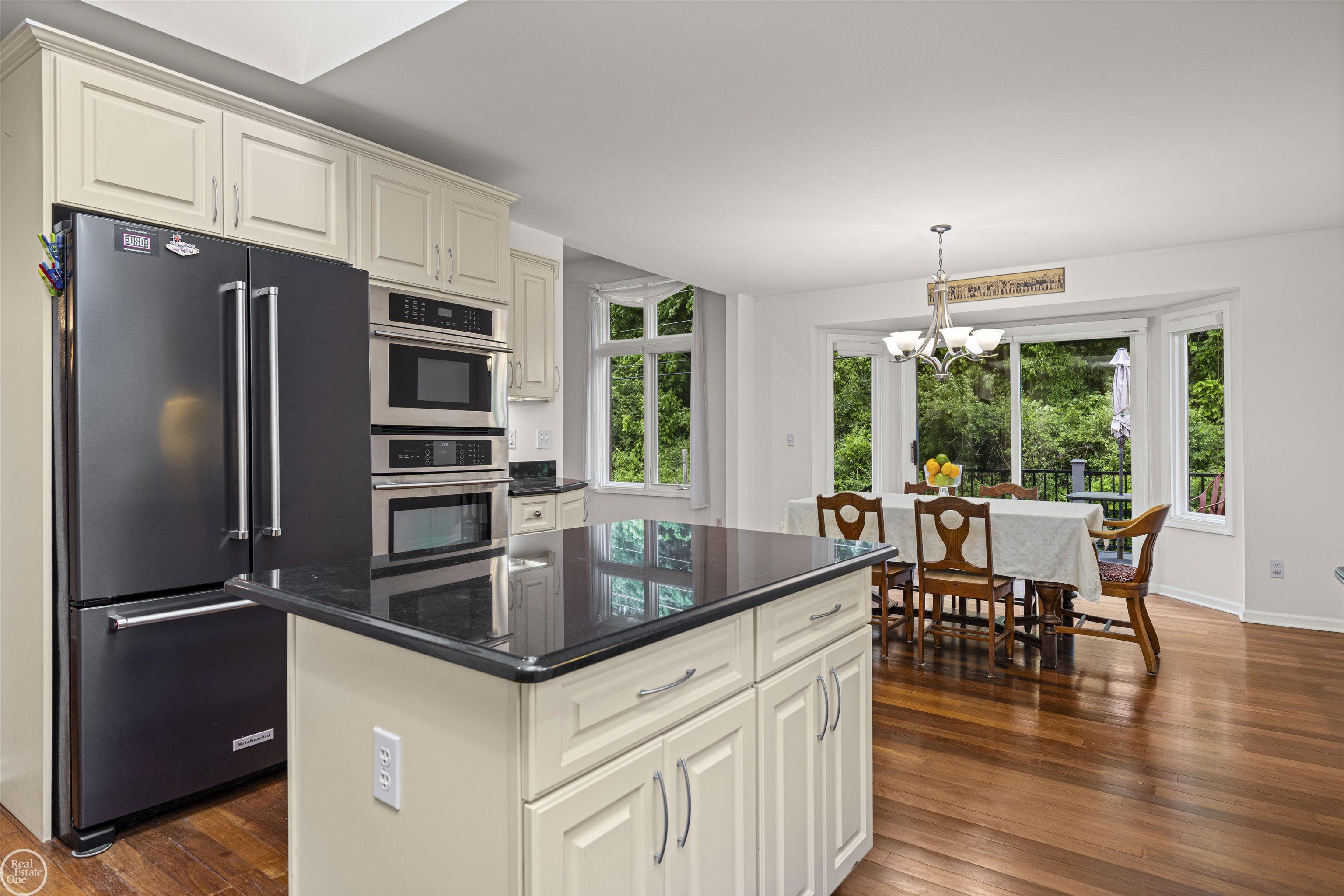 49350 Monte Road New Baltimore, MI 48047 - Photo 12 of 41