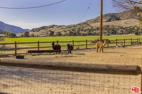 $4,250,000 | 29433 Highway 33, Maricopa, CA 93252