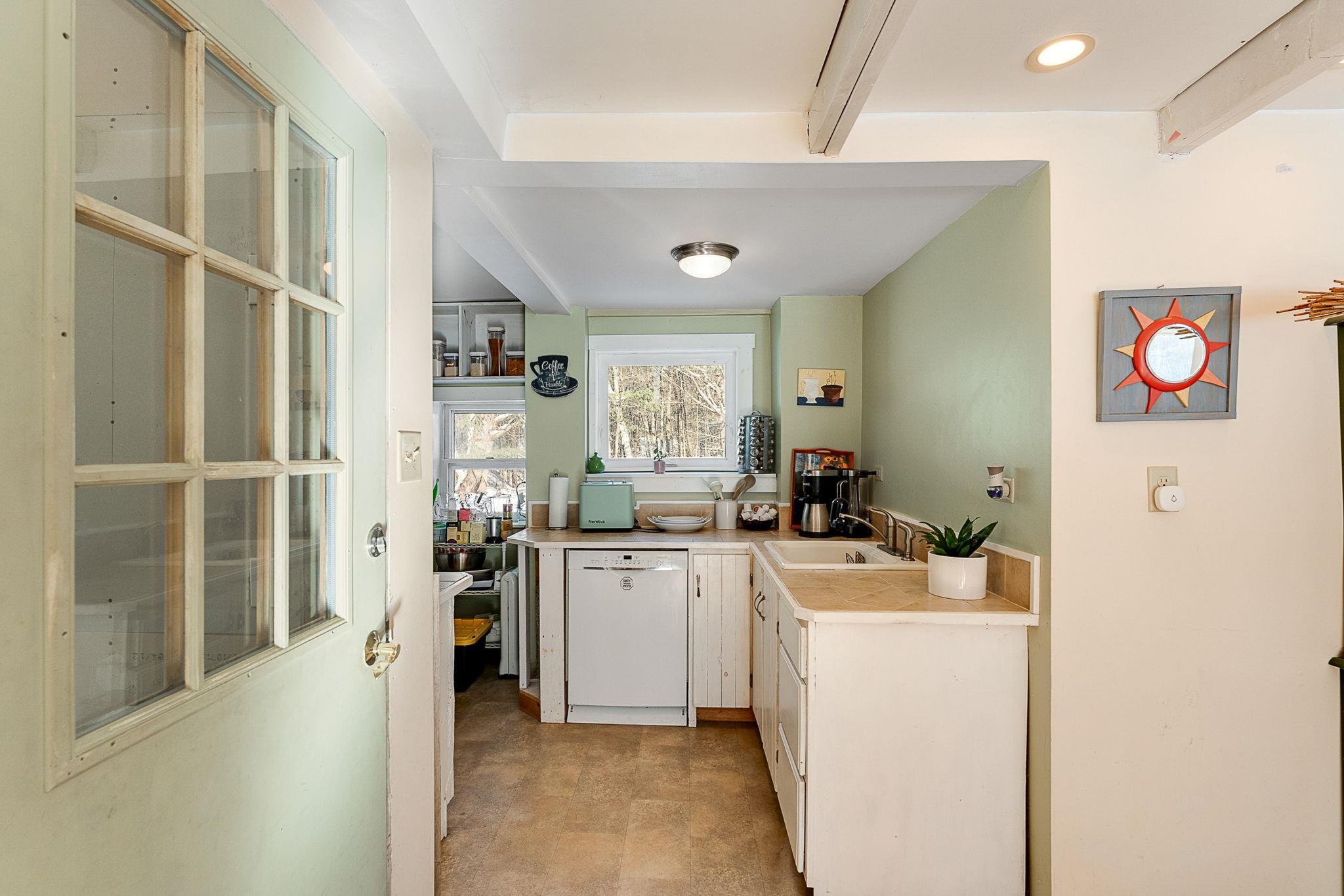 182 Devino Road Milton, VT 05468 - Photo 12 of 30