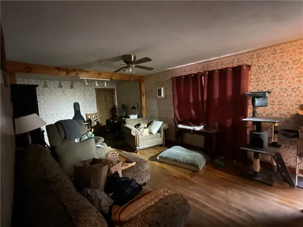 $289,900 | 832 Phillips Hill Road, Coventry, RI 02816