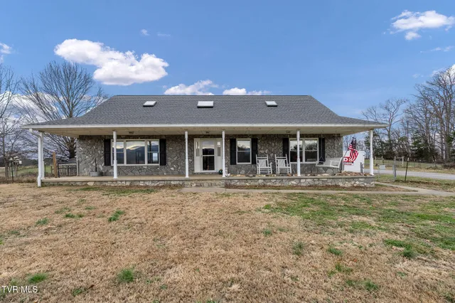 $939,939 | 1385 Wilhoit Road, Chuckey, TN 37641