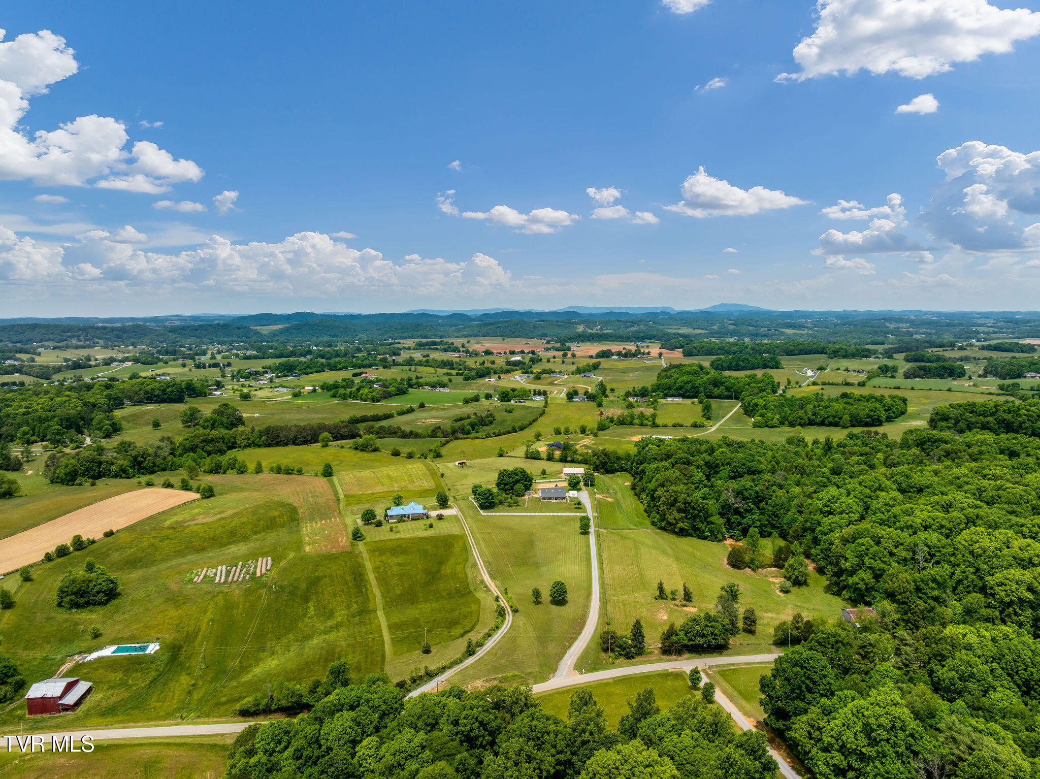 1385 Wilhoit Road Chuckey, TN 37641 - Photo 108 of 126 DJI_0154