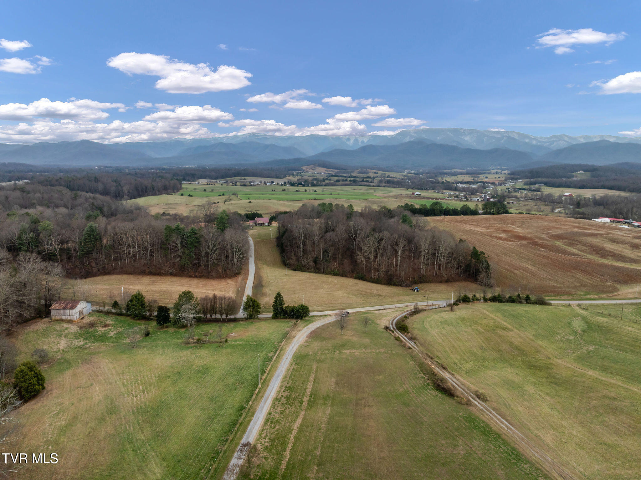 1385 Wilhoit Road Chuckey, TN 37641 - Photo 109 of 134 DJI_0949