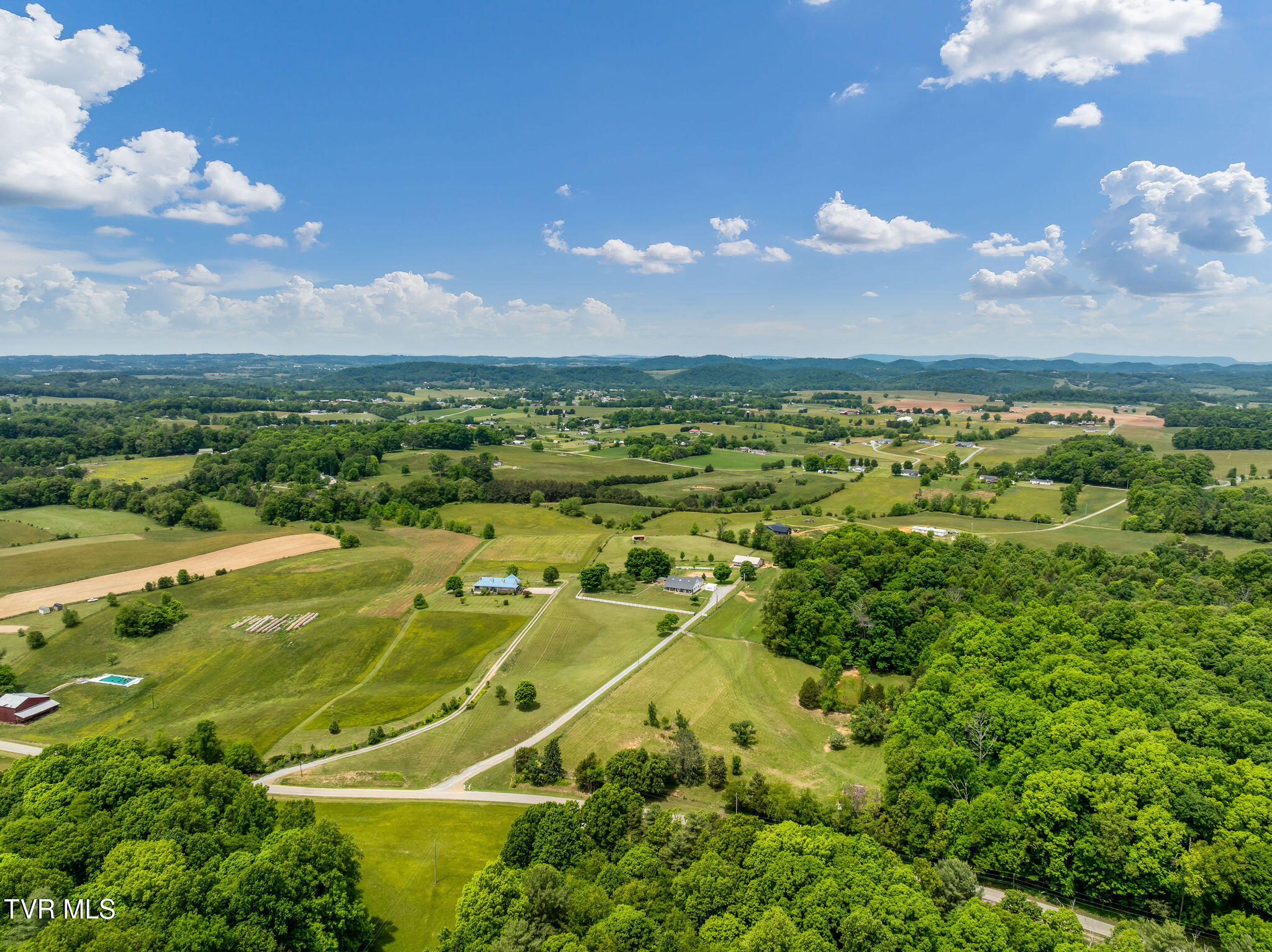 1385 Wilhoit Road Chuckey, TN 37641 - Photo 109 of 126 DJI_0164