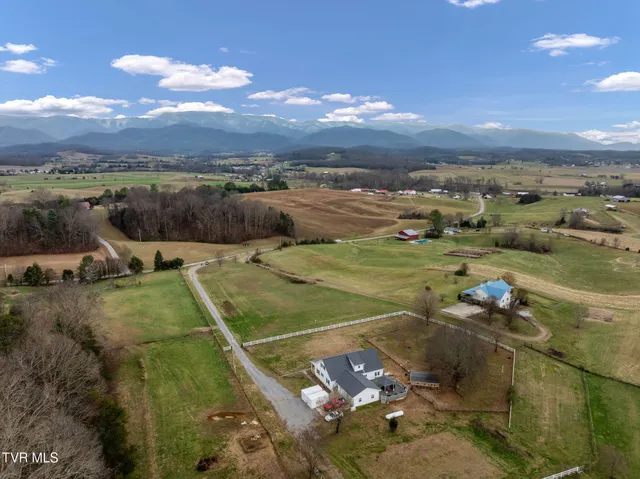 $939,939 | 1385 Wilhoit Road, Chuckey, TN 37641