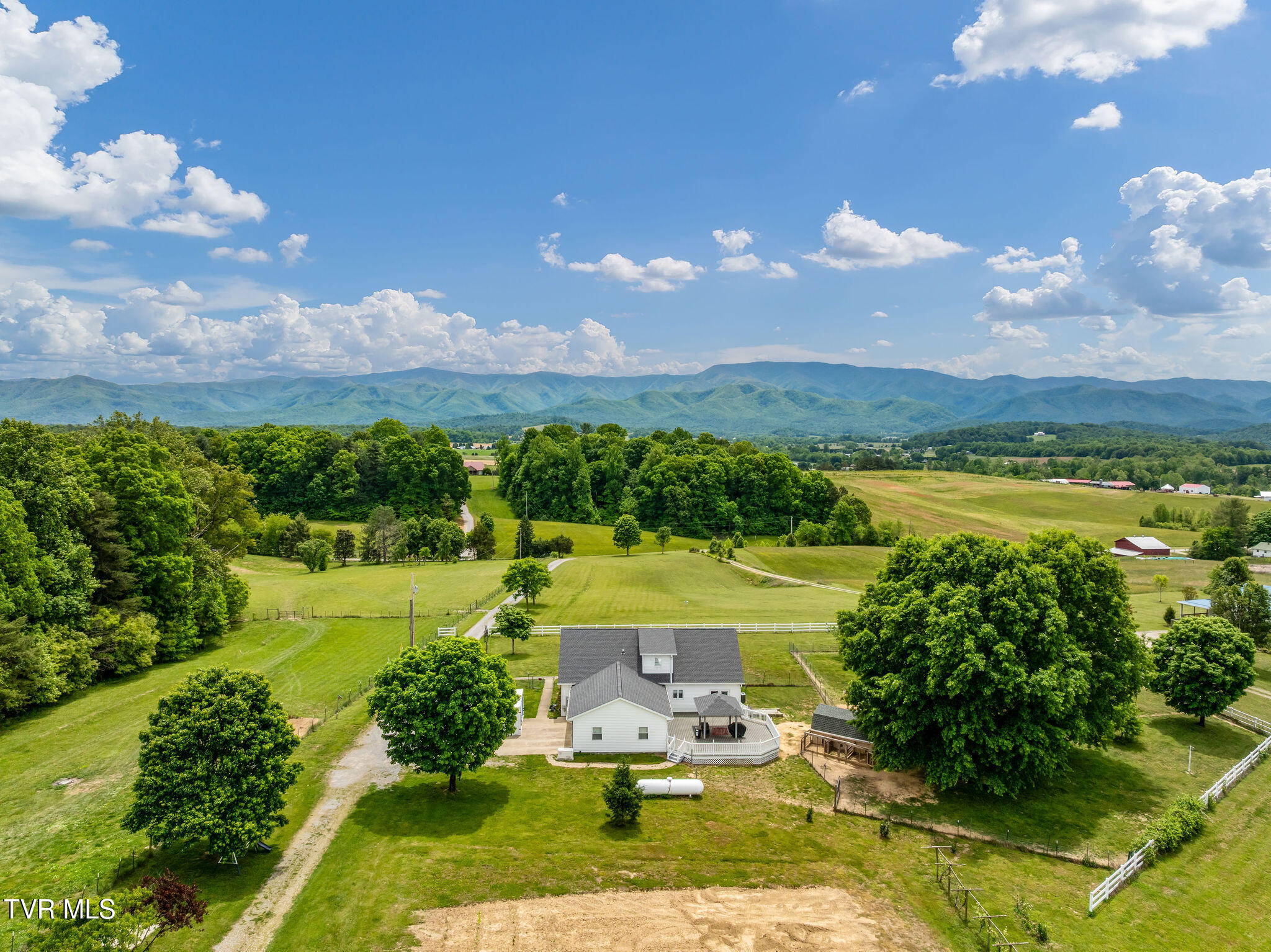 1385 Wilhoit Road Chuckey, TN 37641 - Photo 112 of 126 DJI_0194