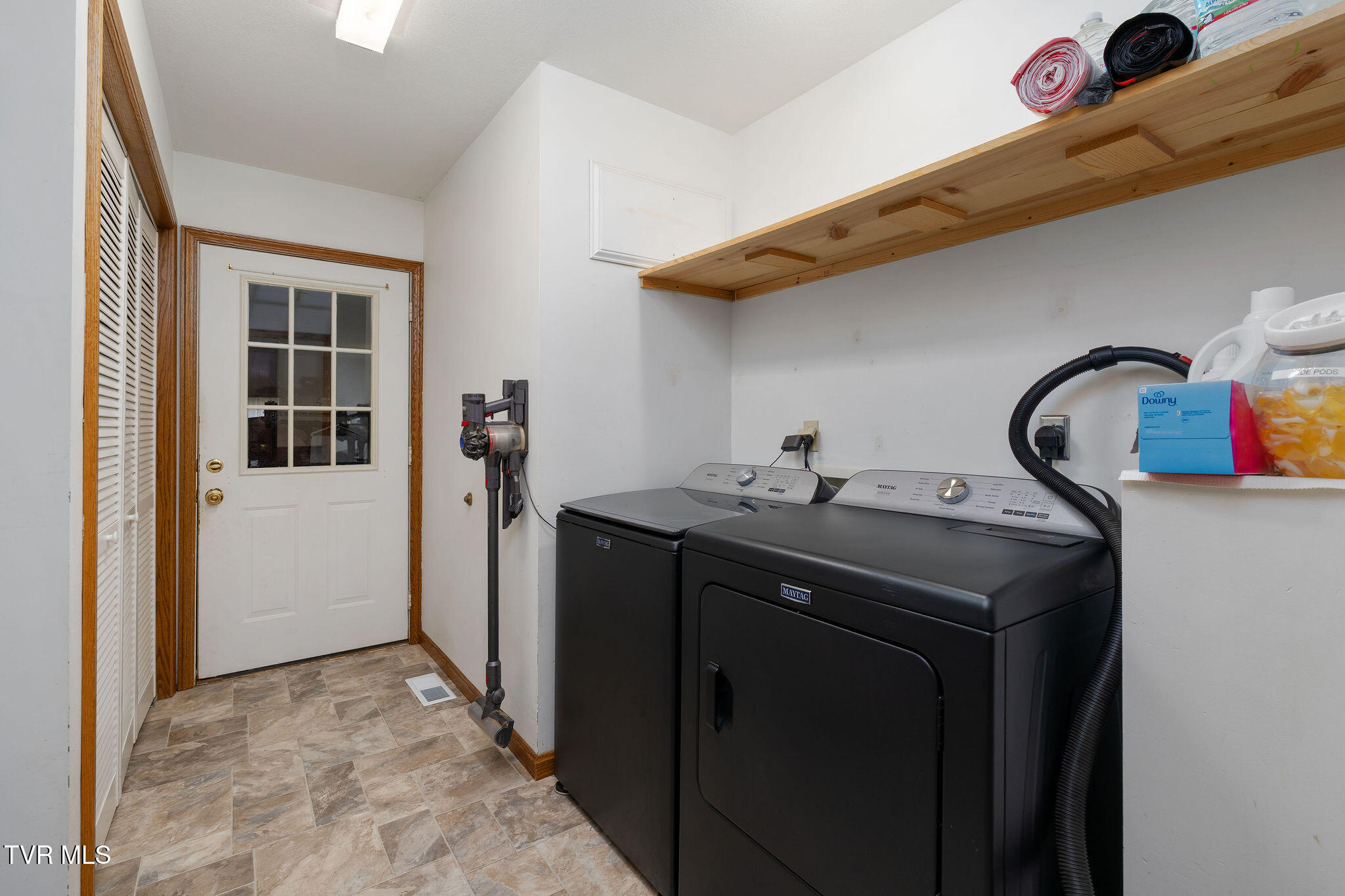 1385 Wilhoit Road Chuckey, TN 37641 - Photo 21 of 134 DSC03664