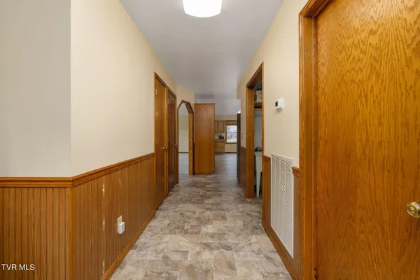 $939,939 | 1385 Wilhoit Road, Chuckey, TN 37641