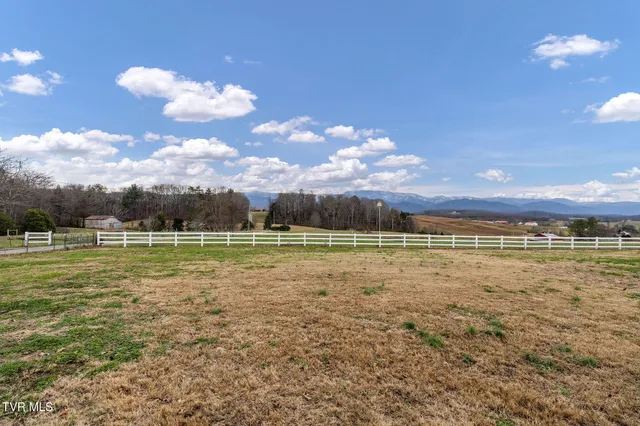 $939,939 | 1385 Wilhoit Road, Chuckey, TN 37641