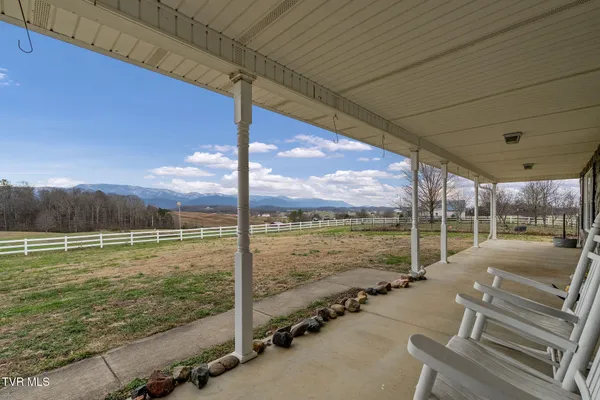 $939,939 | 1385 Wilhoit Road, Chuckey, TN 37641