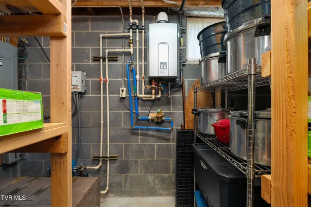 $939,939 | 1385 Wilhoit Road, Chuckey, TN 37641