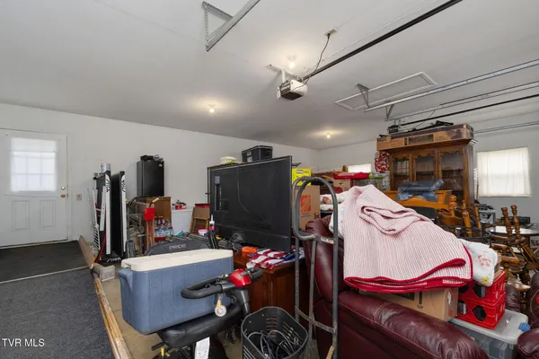 $939,939 | 1385 Wilhoit Road, Chuckey, TN 37641