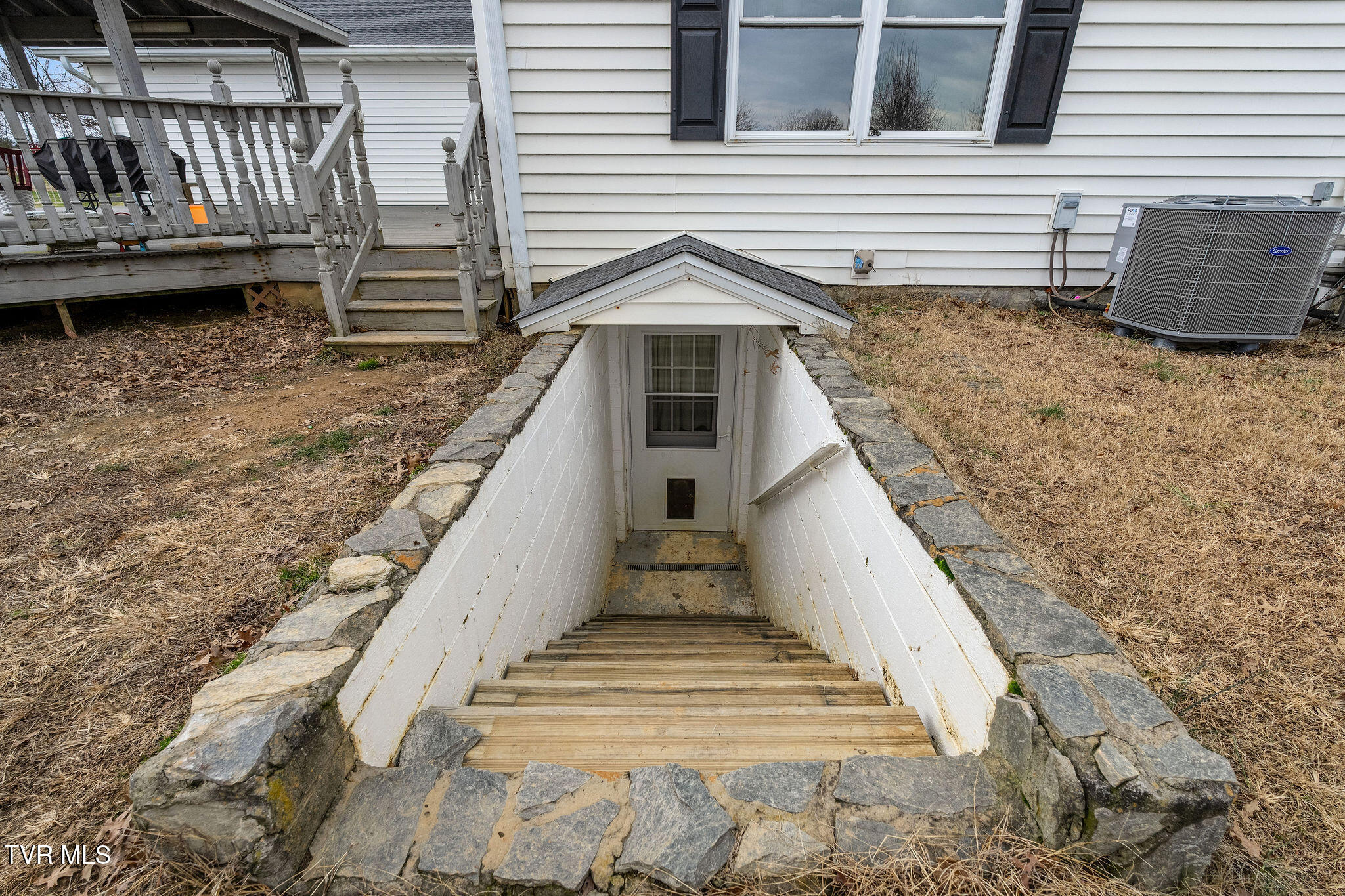 1385 Wilhoit Road Chuckey, TN 37641 - Photo 78 of 126 DSC04108