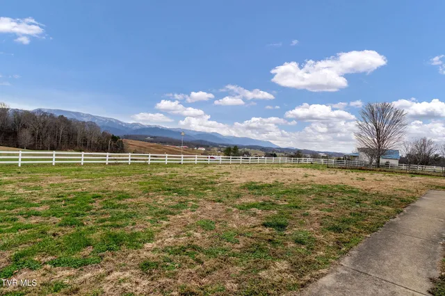 $939,939 | 1385 Wilhoit Road, Chuckey, TN 37641