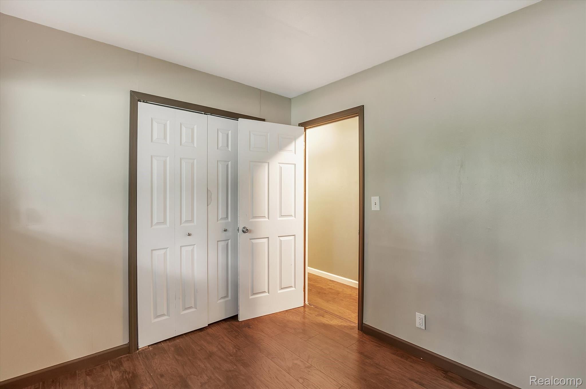 9325 Old Lee Road Brighton, MI 48116 - Photo 20 of 22 23-9325 Old Lee Rd-windowstill-realestate-photography-23.jpg