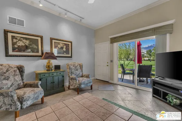 $389,000 | 5503 Los Coyotes Drive, Unit 38, Palm Springs, CA 92264