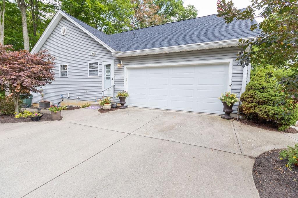 1302 West Foster-Maineville Road Maineville, OH 45039 - Photo 3 of 41