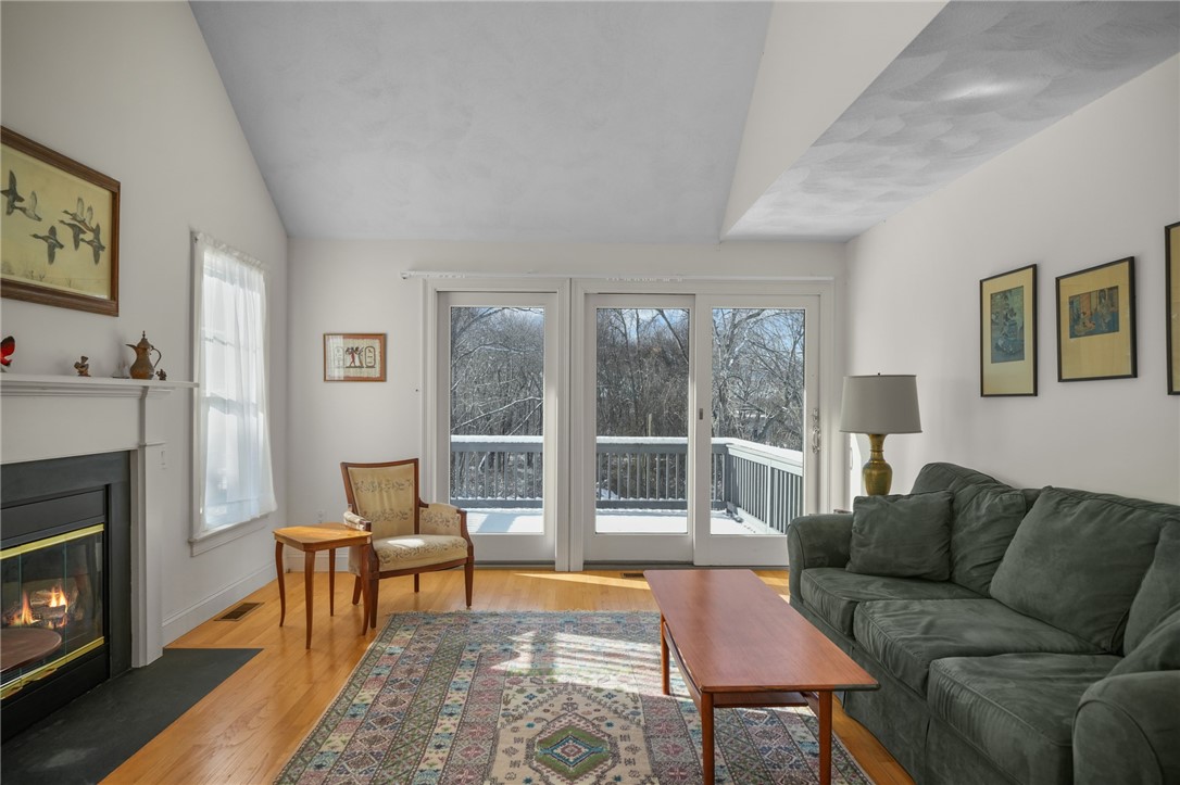 225 Main Channel, Unit 1 Warwick, RI 02889 - Photo 14 of 50 Hardwood flooring