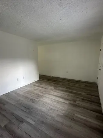 $1,375 | 704 Sunset Avenue, Unit B, Auburndale, FL 33823