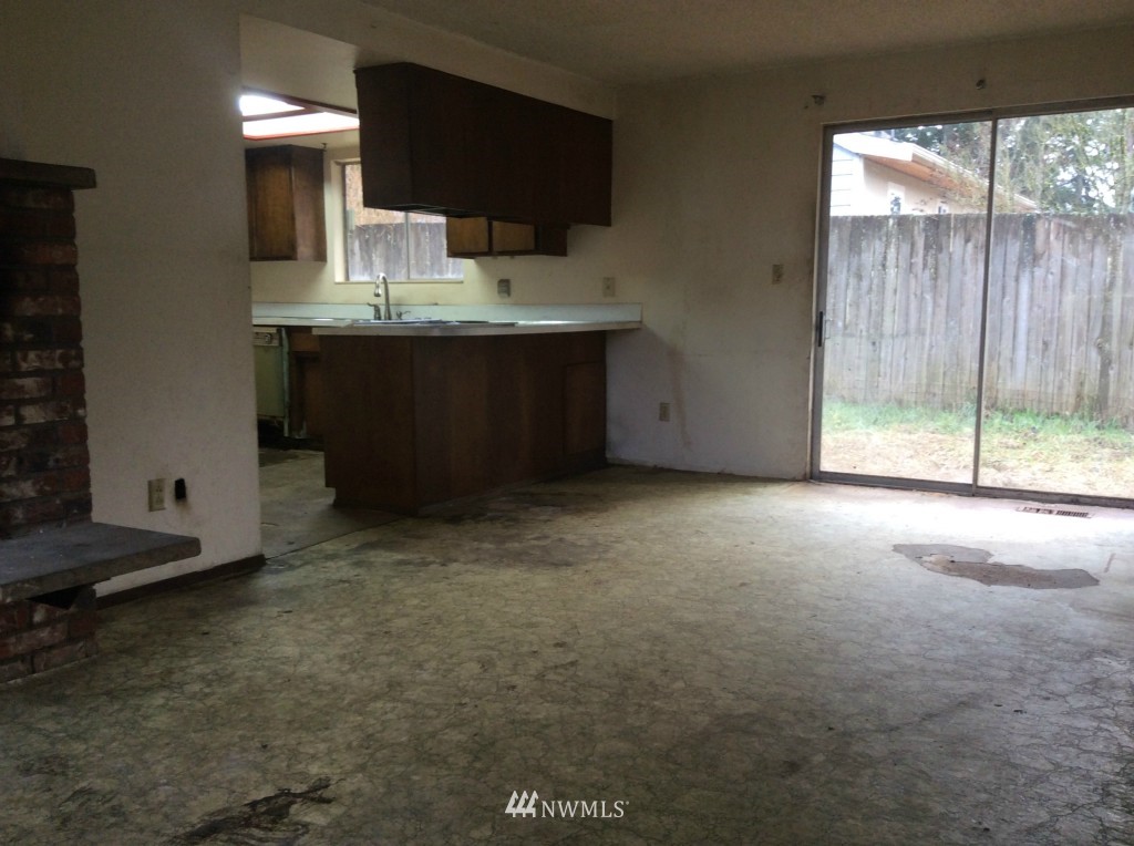14321 Southeast 138th Street Renton, WA 98059 - Photo 10 of 15 Gallery Image 10