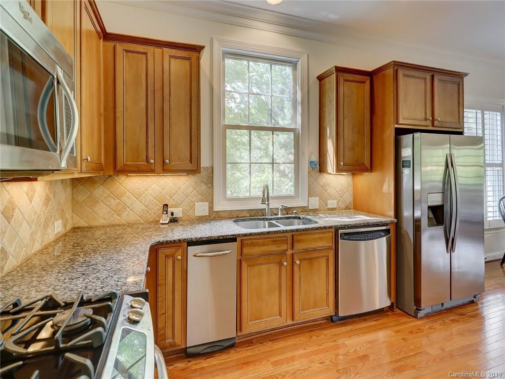 4048 Birkshire Heights Fort Mill, SC 29708 - Photo 13 of 48 Gallery Image 13
