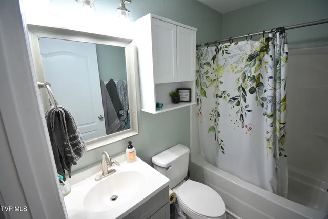 $375,000 | 144 Maple Crest, Greeneville, TN 37743