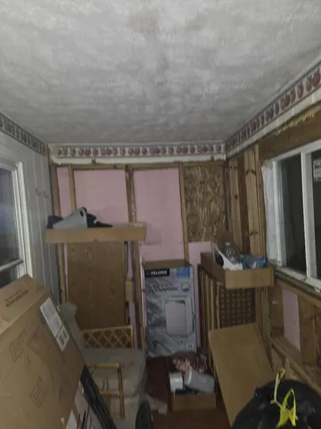 $130,000 | 131 Washington Street, Sunfield, MI 48890