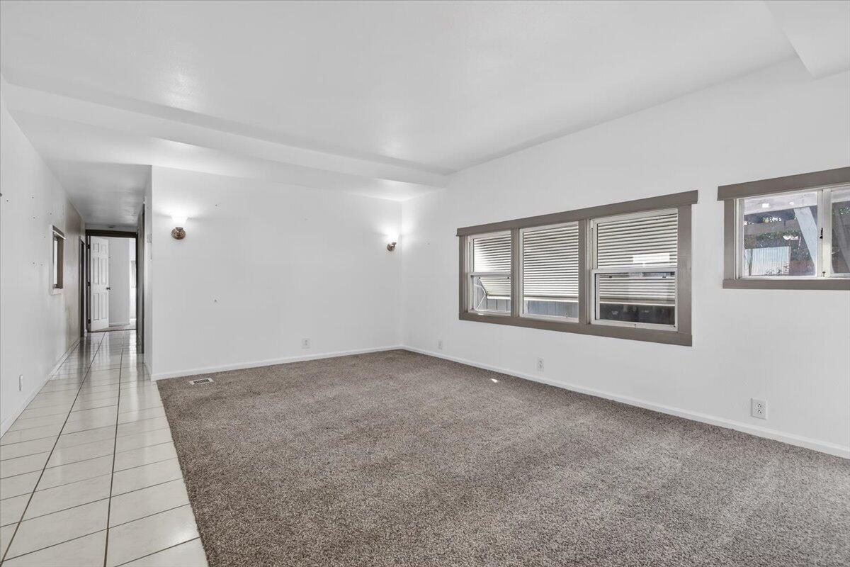 2252 Table Rock Road, Unit SPC 91 Medford, OR 97501 - Photo 6 of 16 06-6