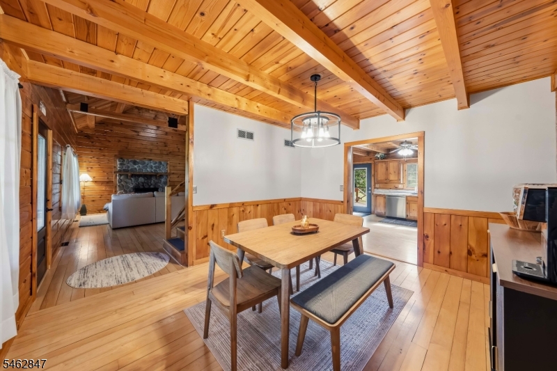912 Potters Road Newton, NJ 07860 - Photo 7 of 26 Gallery Image 7