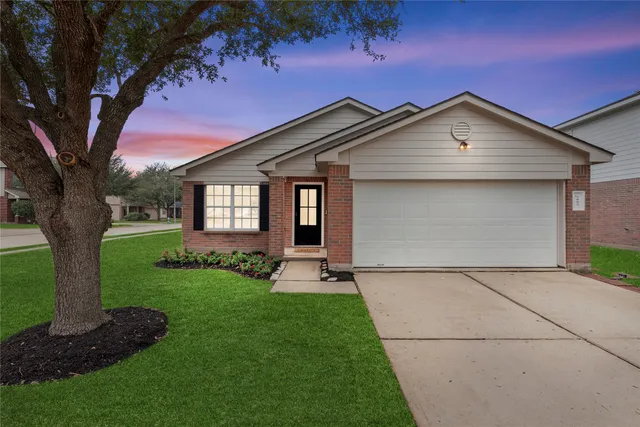$275,000 | 5003 Westwood Pines Drive, Katy, TX 77449