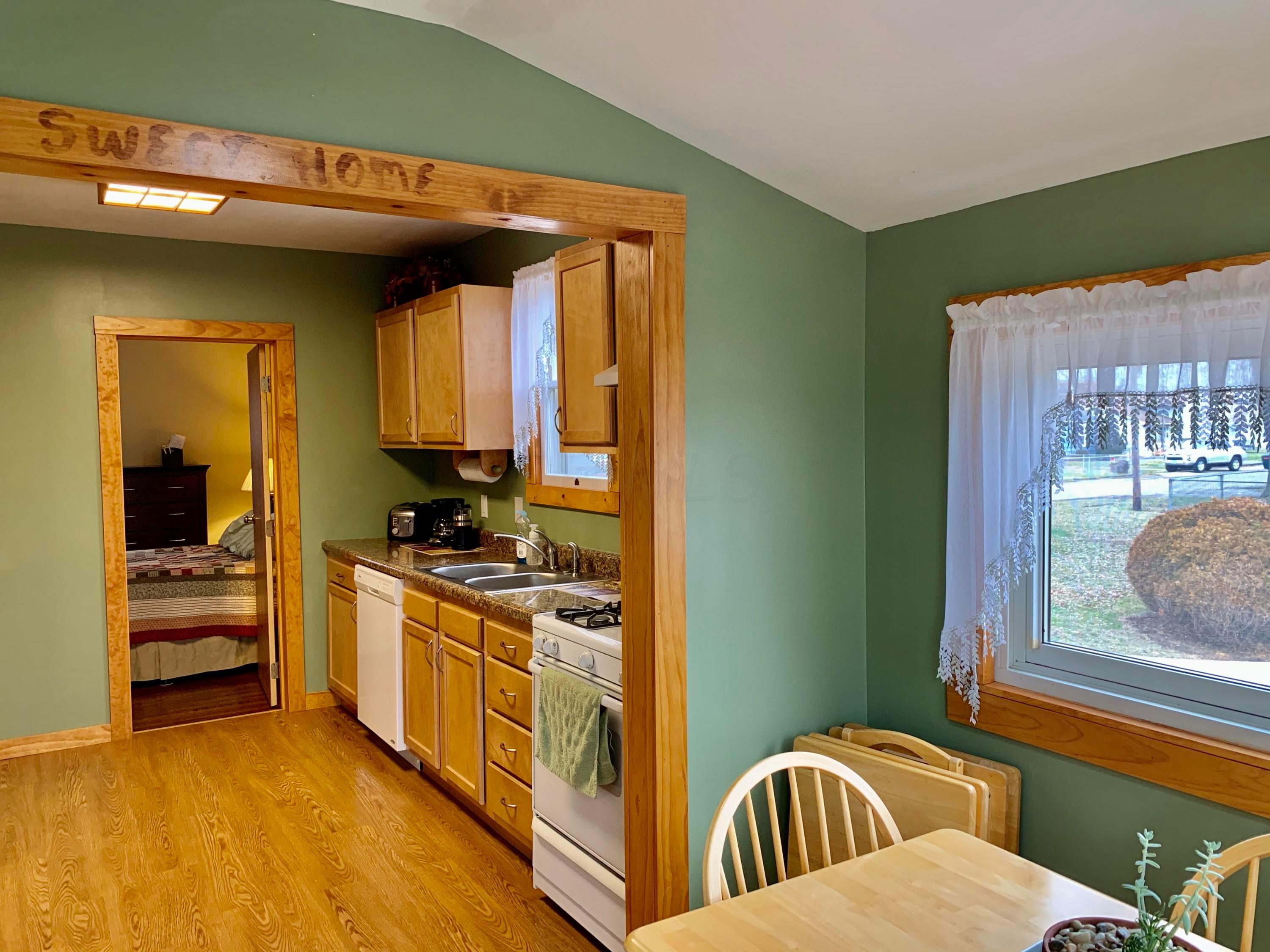 772 Elaine Road Columbus, OH 43213 - Photo 14 of 31