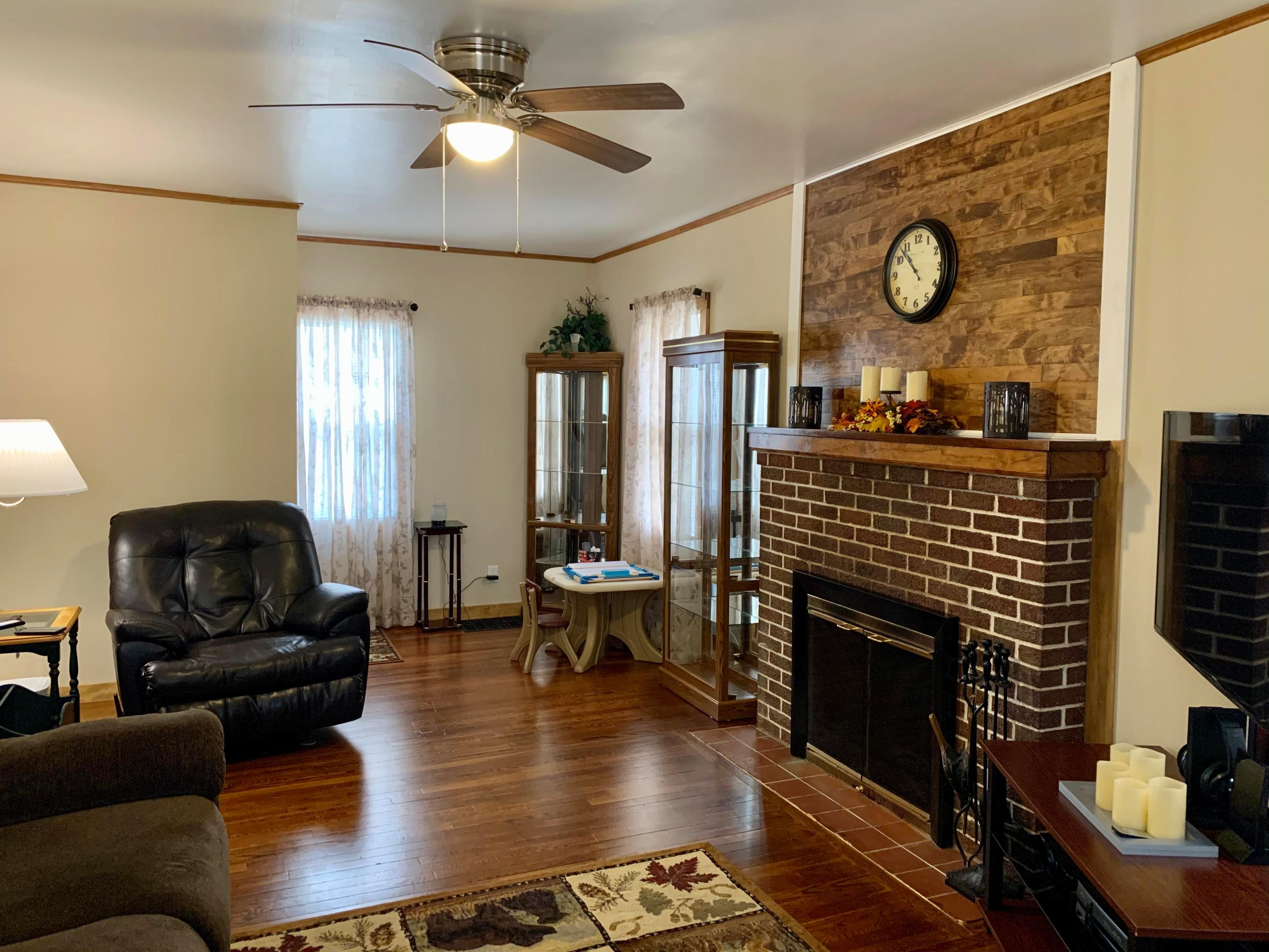 772 Elaine Road Columbus, OH 43213 - Photo 3 of 31