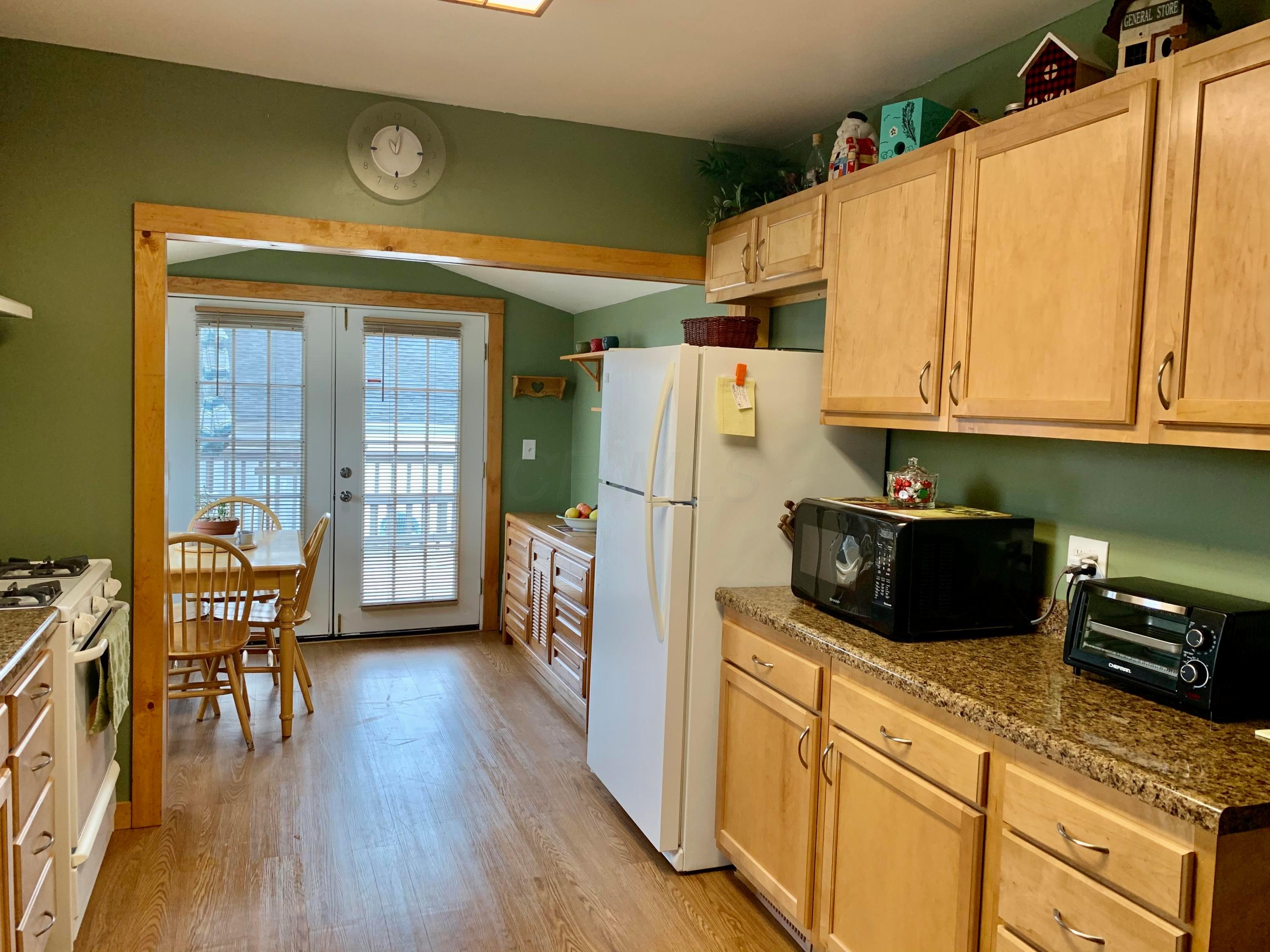 772 Elaine Road Columbus, OH 43213 - Photo 8 of 31