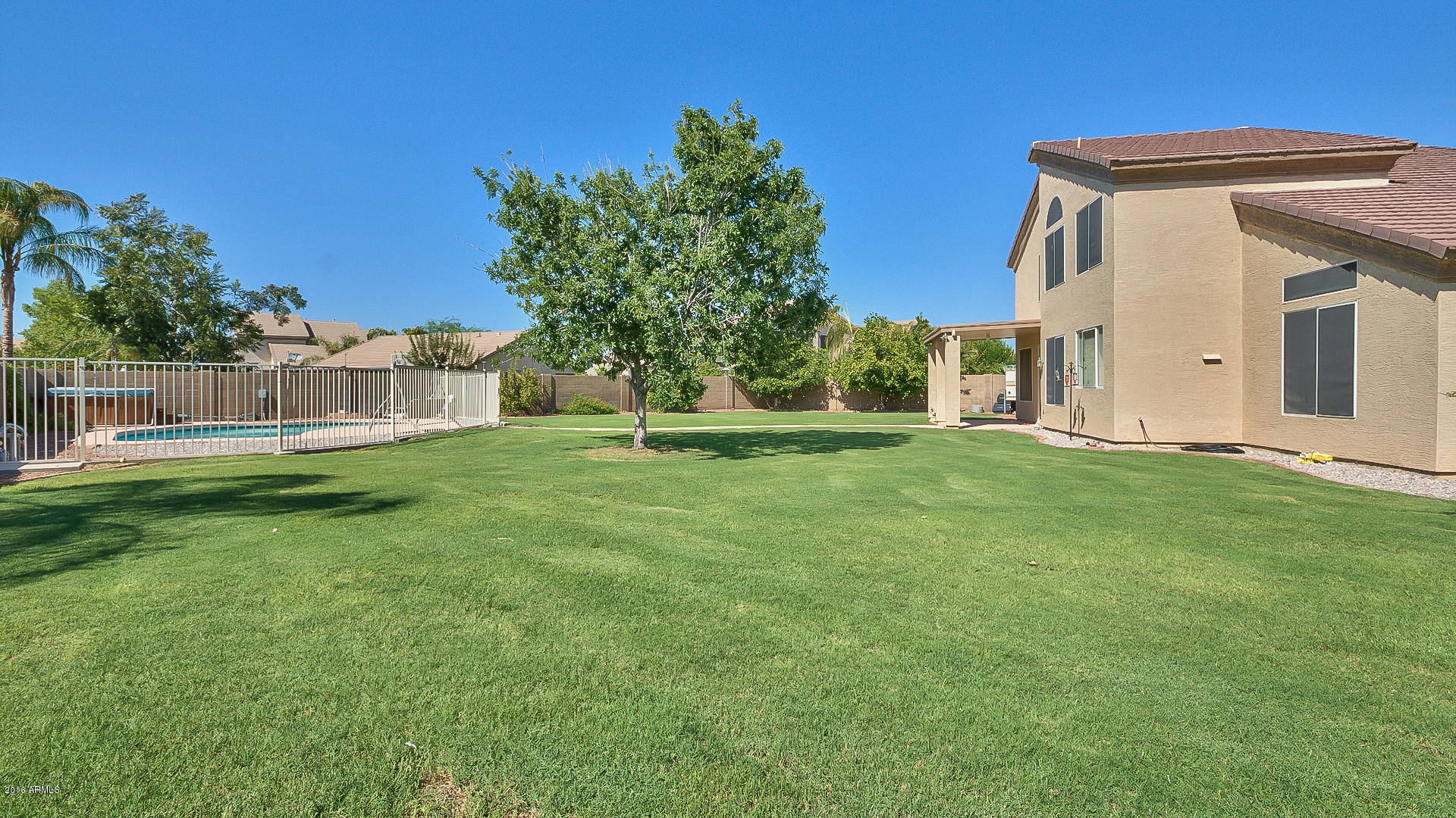 208 East Liberty Lane Gilbert, AZ 85296 - Photo 29 of 34 29