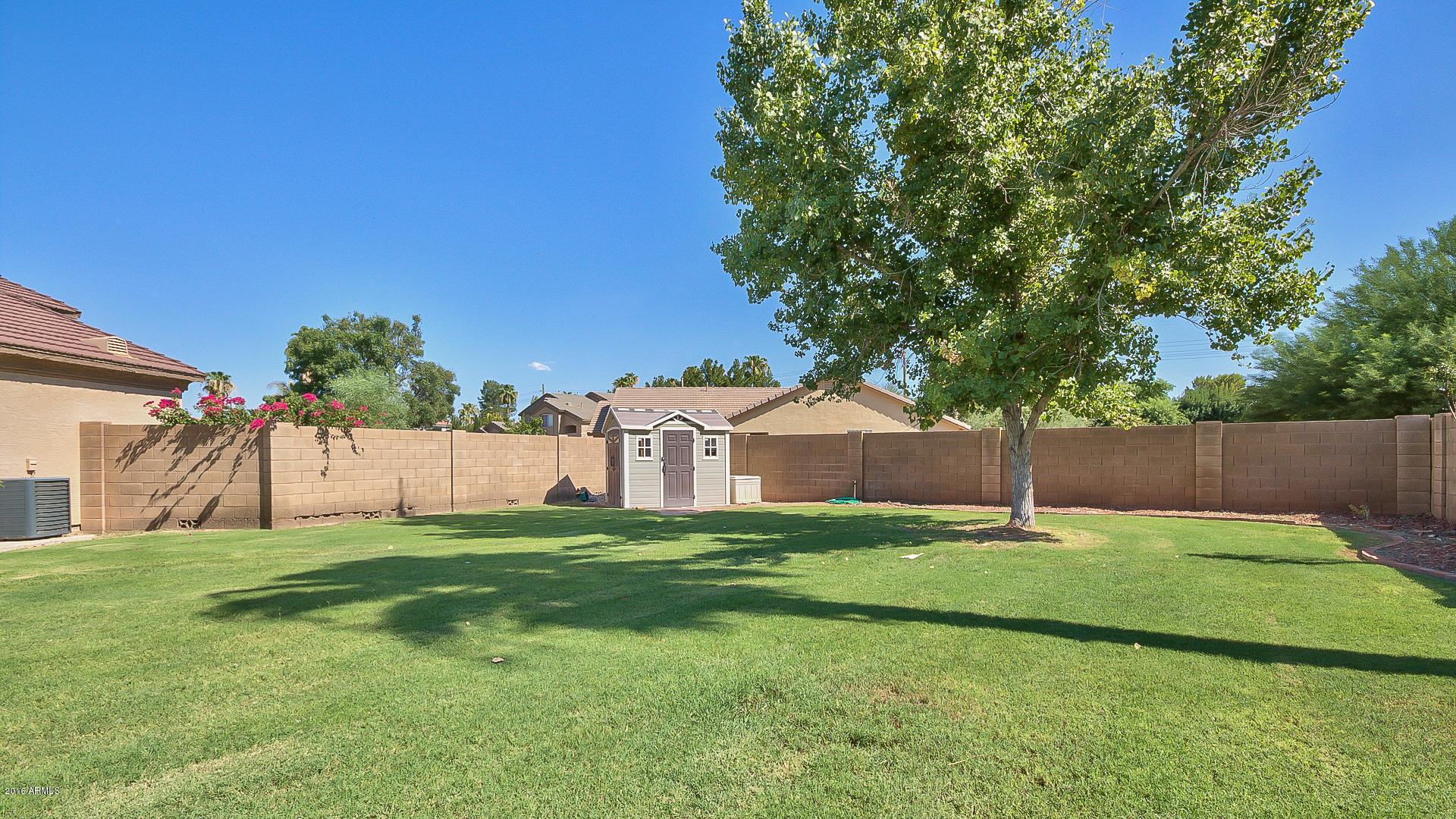 208 East Liberty Lane Gilbert, AZ 85296 - Photo 30 of 34 30